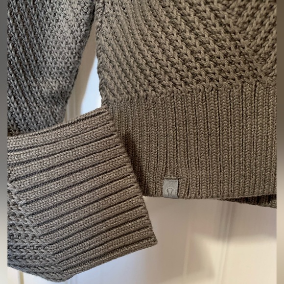 Lululemon New Heights Sweater NWT - Picture 5 of 7